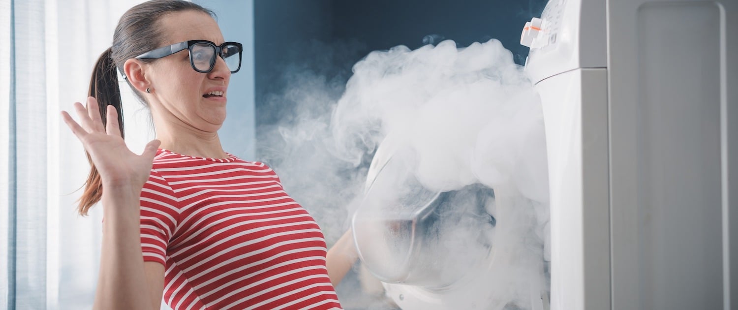 علت بوی سوختگی ماشین لباسشویی